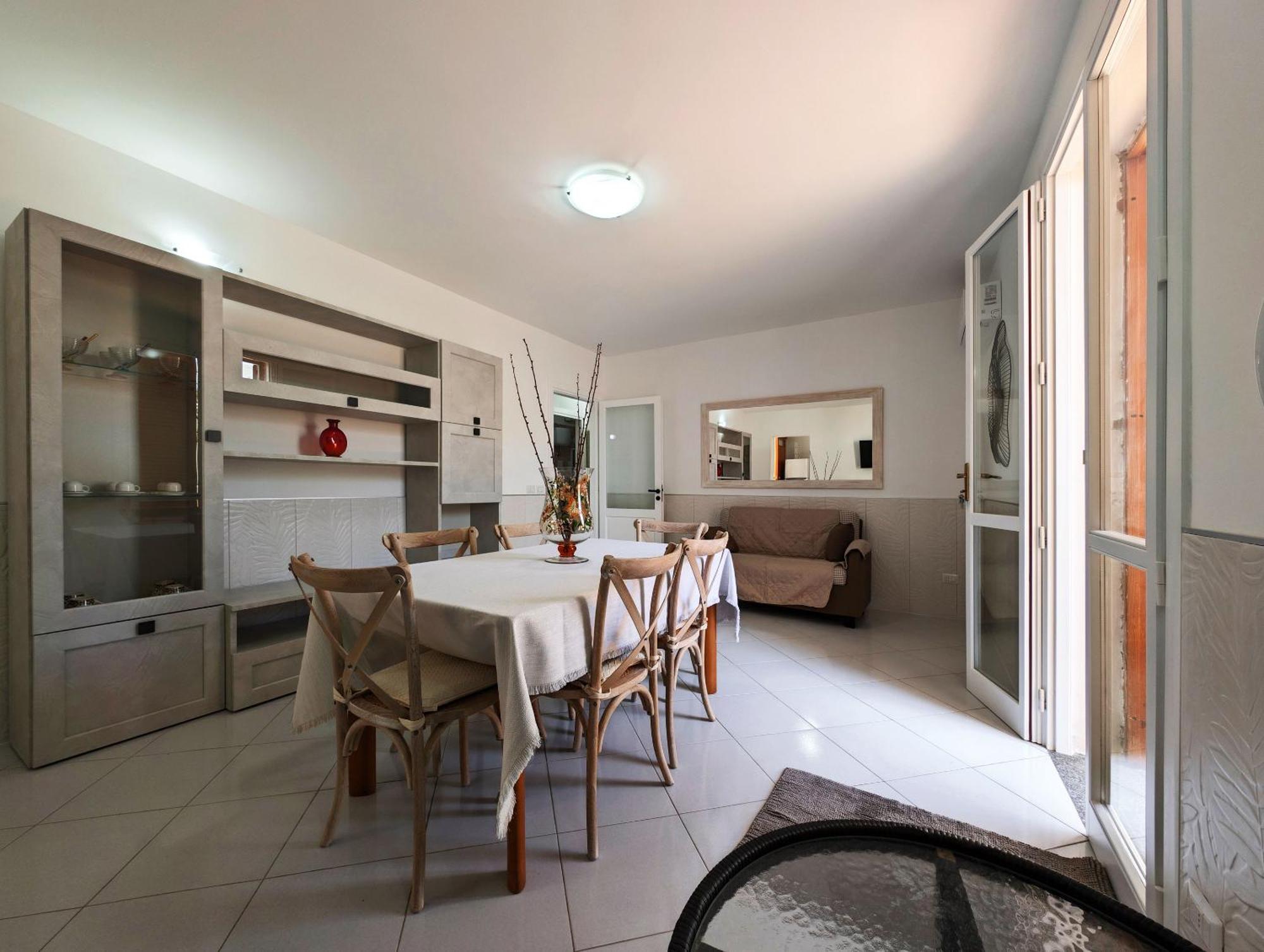 Oikia Vacanze S Cesarea Casa Rosa Giu