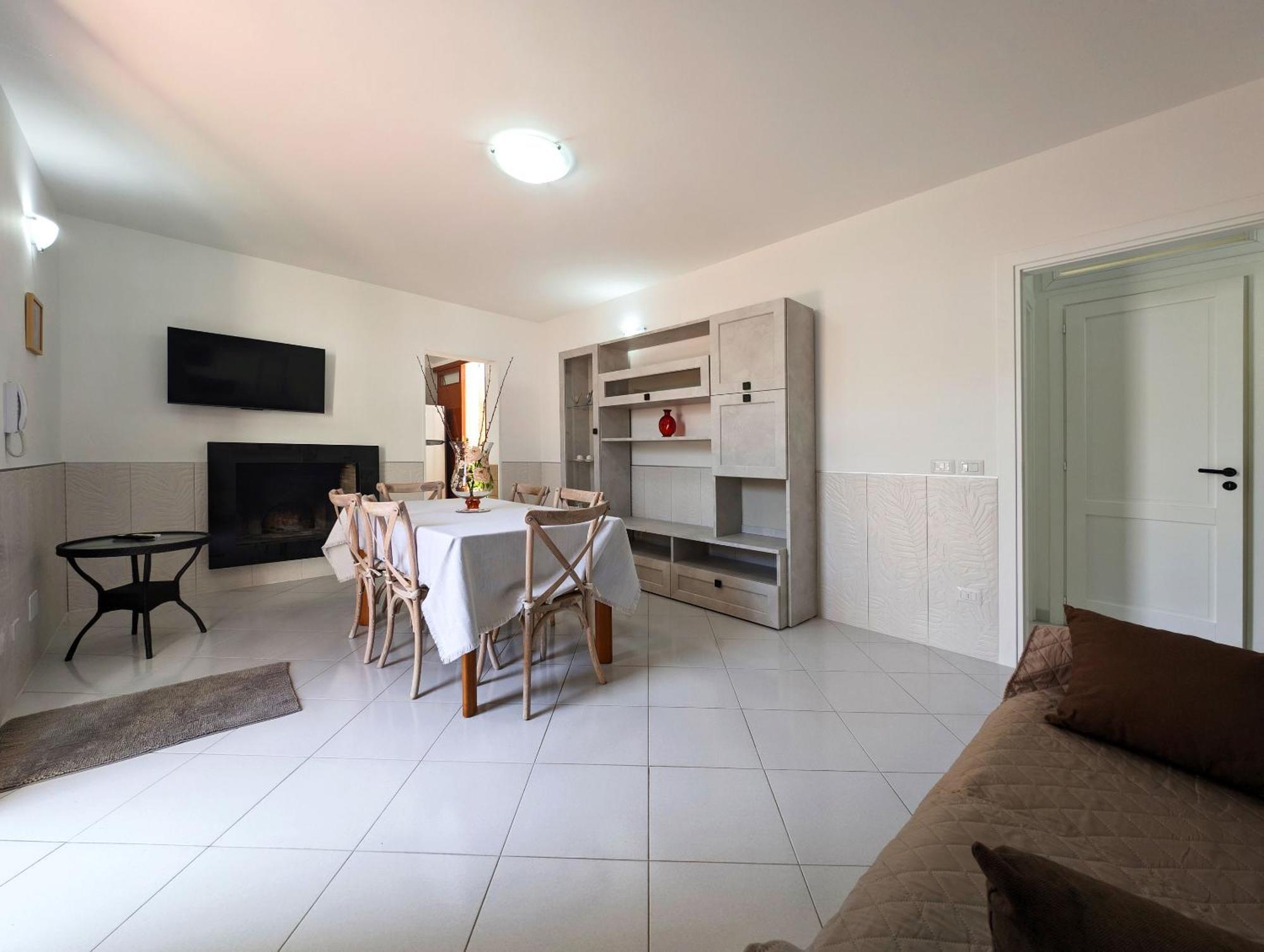Oikia Vacanze S Cesarea Casa Rosa Giu Holiday home Santa Cesarea Terme